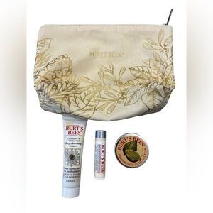 Burt’s Bees 3 Piece Travel Essential Kit lip Balm Hand cream Face Wash